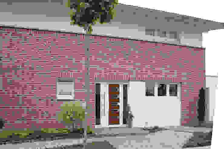 Fenster und Türen BWD Messe GmbH Moderne Bars & Clubs