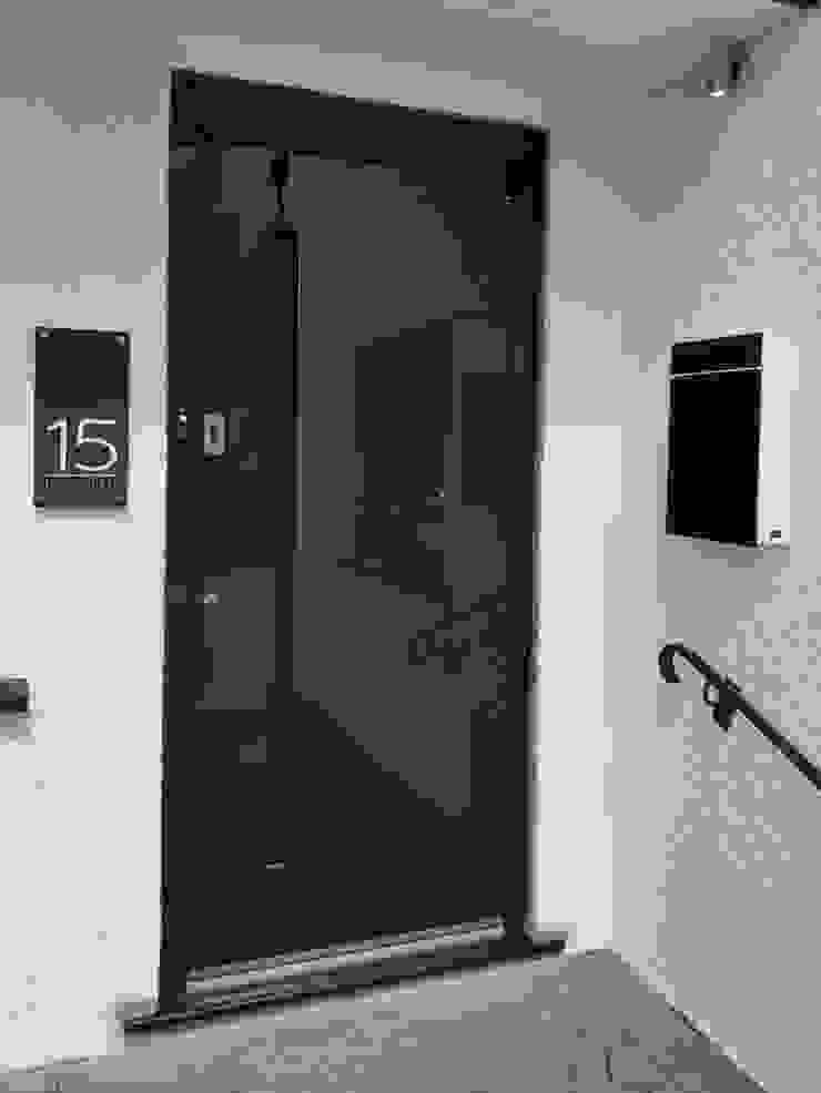 General Images RK Door Systems Front doors Glass Black