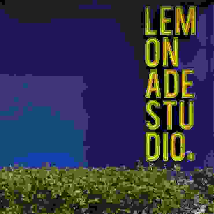 LEMONADE // fashion store // München LOVA Moderne Ladenflächen Glas Gelb