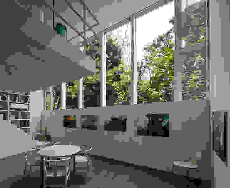 根岸のアトリエ / Atelier in Negishi, 庄司寛建築設計事務所 / HIROSHI SHOJI ARCHITECT&ASSOCIATES 庄司寛建築設計事務所 / HIROSHI SHOJI ARCHITECT&ASSOCIATES Modern living room