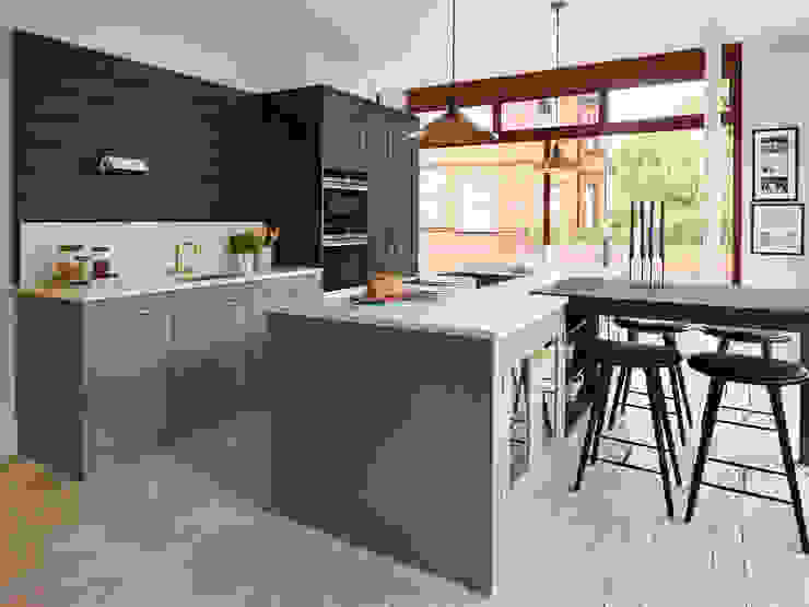 Teddy Edwards showroom Oxford Teddy Edwards Tủ bếp Kitchen Architecture,Teddy Edwards,bespoke kitchen,traditional kitchen,open plan kitchen,integrated kitchen,kitchen island,breakfast bar