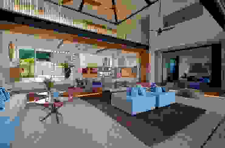 Seascape Villa Living Room Word of Mouth House Tropical style living room beach house,summer house