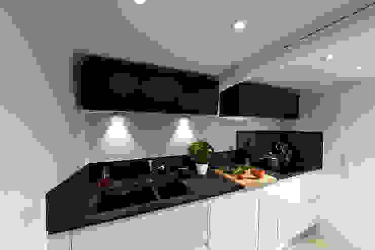 Cuisine Avec Plan De Travail En Dekton Cuisine Avec Plan De Travail Et Credences En Dekton Domoos Homify