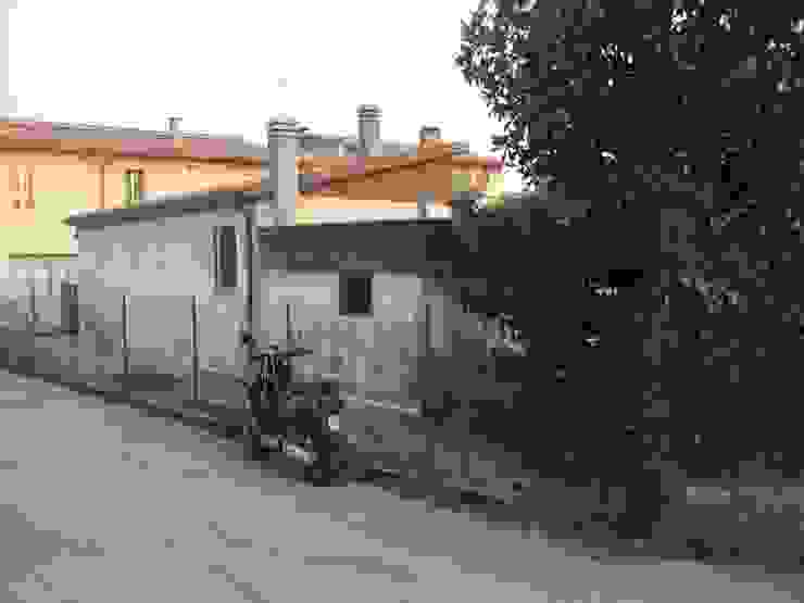 Casa Domino di Architetti Baggio Moderno