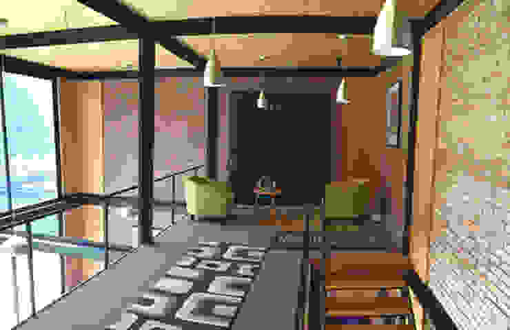 Vista interior homify Livings de estilo industrial