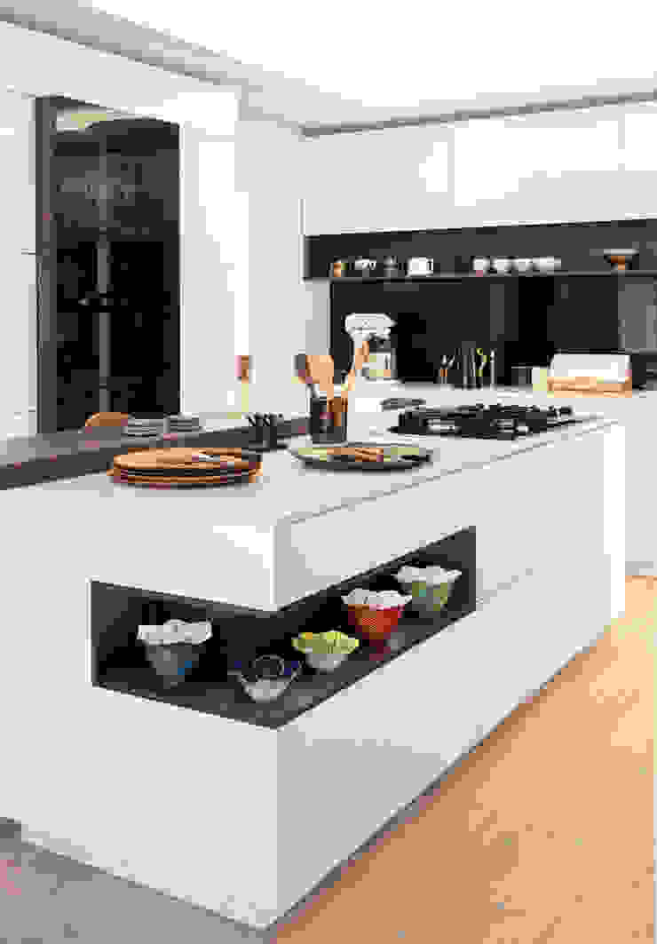 Modernist Minimalist Kitchen Homify