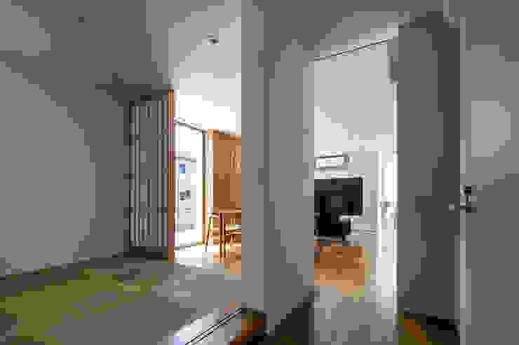 松岡淳建築設計事務所 Modern media room