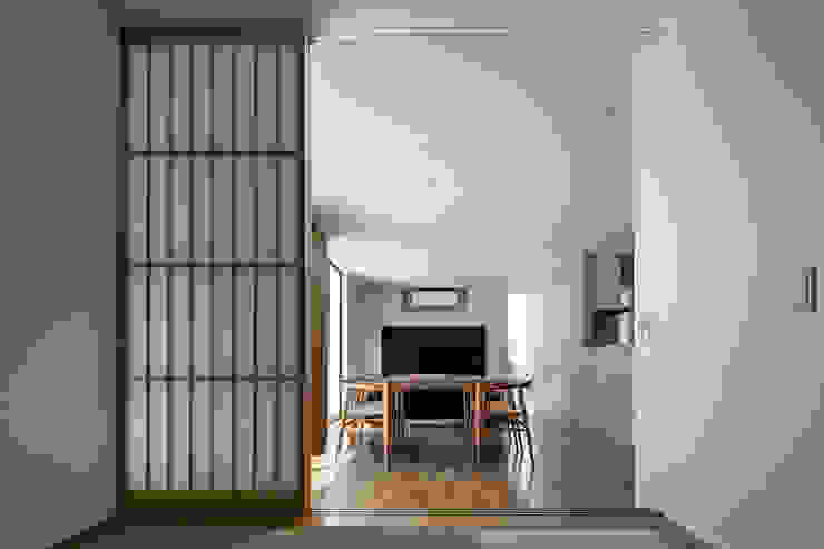 松岡淳建築設計事務所 Modern media room