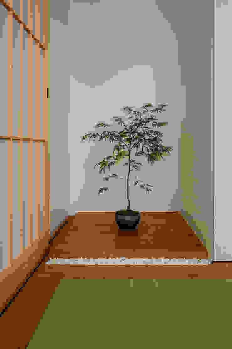 松岡淳建築設計事務所 Modern media room