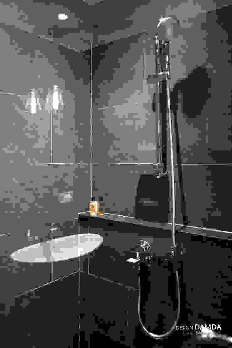 Nowoczesna łazienka od 디자인담다 Nowoczesny