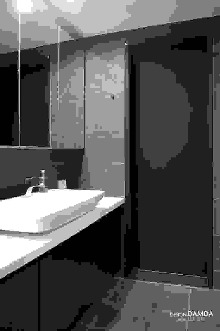 Nowoczesna łazienka od 디자인담다 Nowoczesny