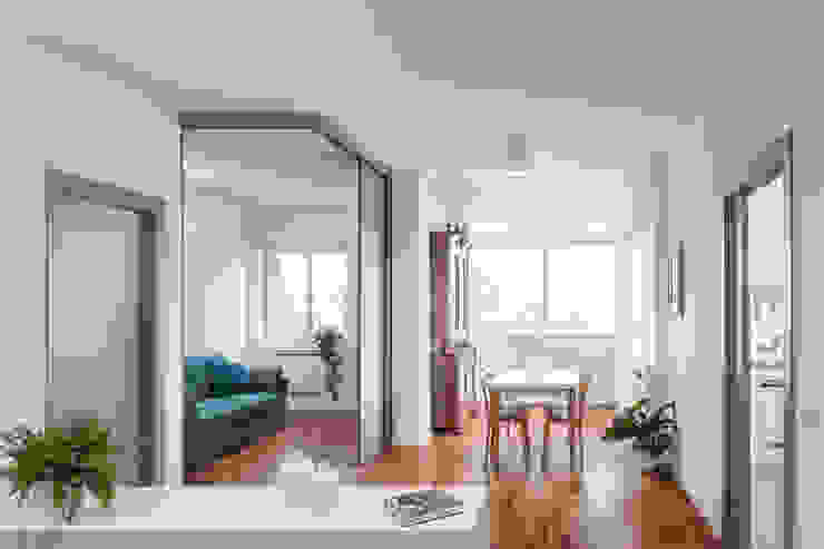 Il soggiorno homify Soggiorno moderno Bianco soggiorno,porta scorrevole,parquet,camera ospiti