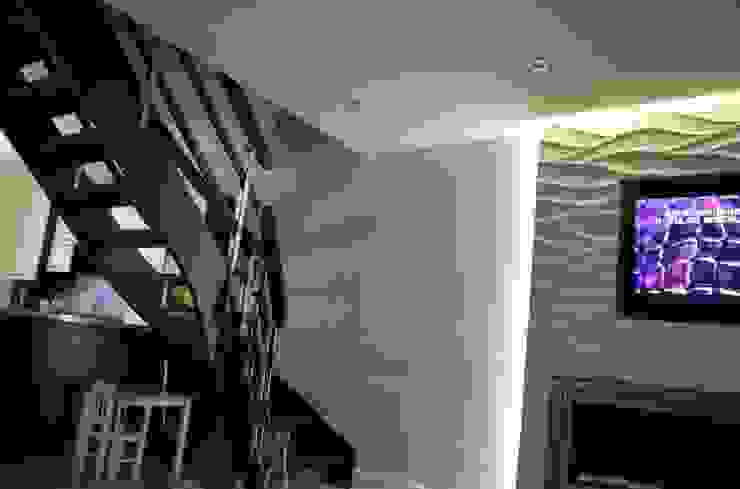 Moderne Tv Und Kamin Wandverkleidungen In 3d Und Betonoptik Von Loft Design System Deutschland Wandpaneele Aus Bayern Homify