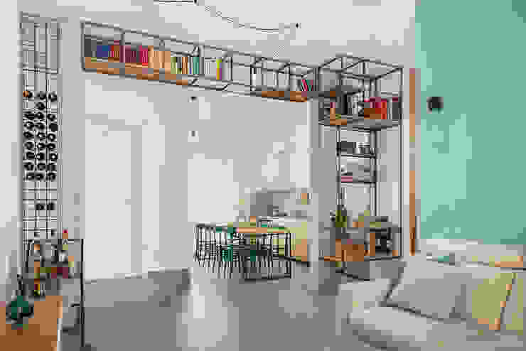 Casa Ca_Sa, manuarino architettura design comunicazione manuarino architettura design comunicazione Built-in kitchens Iron/Steel Green