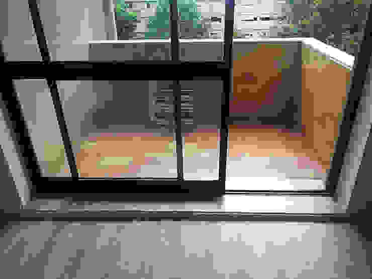 Varanda na Sala Salas de estar modernas por Clix Mais Moderno