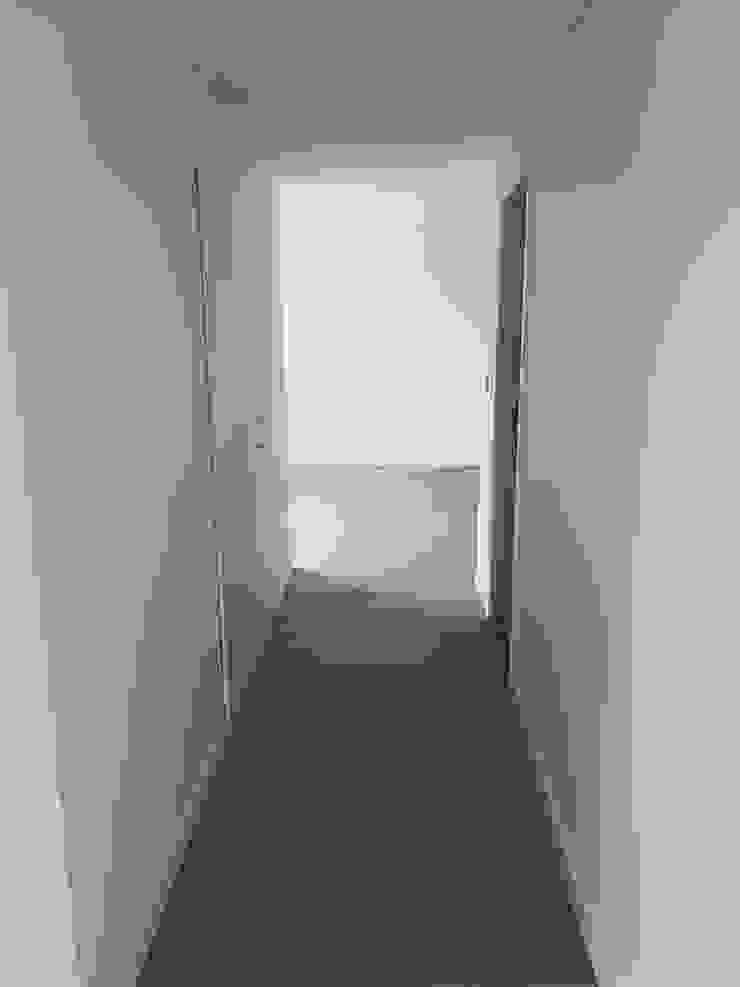 Hall quartos Corredores, halls e escadas modernos por Clix Mais Moderno