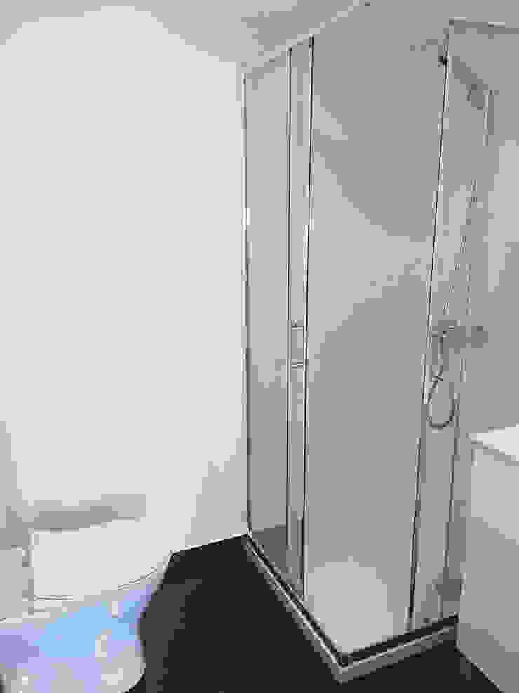 Casa de banho Suite (2) Casas de banho modernas por Clix Mais Moderno