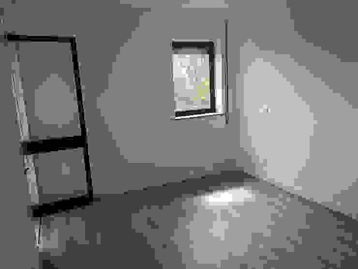 Quarto 3 (1) Quartos modernos por Clix Mais Moderno