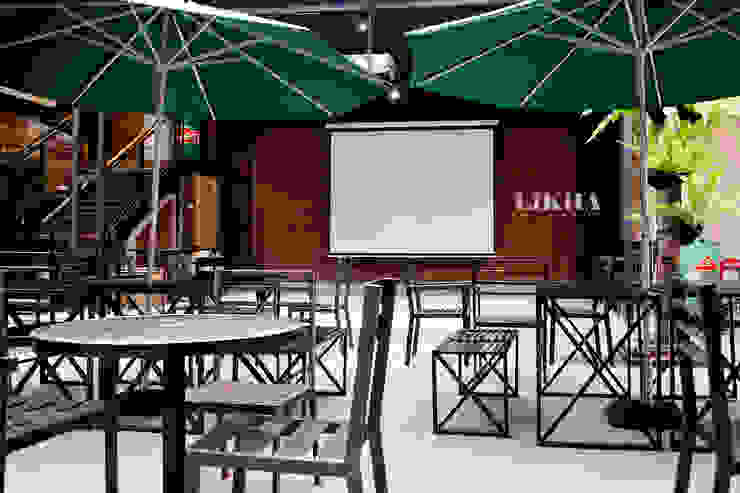 PASAR CISANGKUY - Design & Build, Likha Interior Likha Interior 상업공간 합판 메탈릭 / 실버 레스토랑