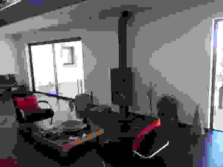 O Pirilampo – Alojamento Local Salas de estar clássicas por Arkhimacchietta Atelier Clássico