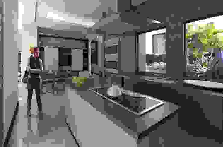 Tierra Fría مطبخ ذو قطع مدمجة Brown