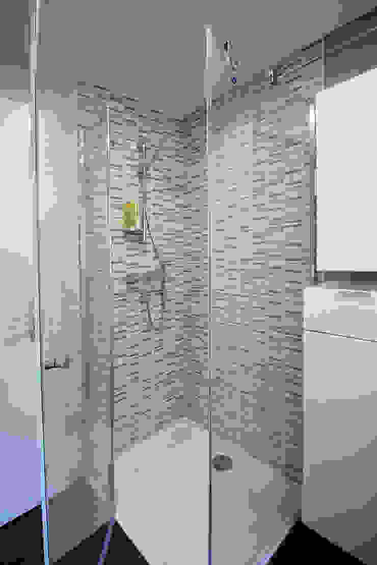 Agence ADI-HOME Banheiros escandinavos Cerâmica Multi colorido