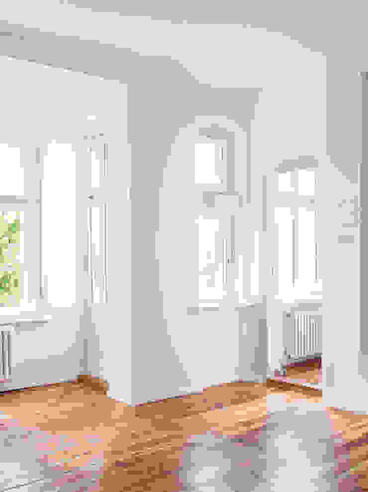 Komplettsanierung einer Zweizimmeraltbauwohnung in Berlin, Holzeco GmbH | Haussanierung & Wohnungssanierung | Komplettsanierung von A - Z Holzeco GmbH | Haussanierung & Wohnungssanierung | Komplettsanierung von A - Z Living room