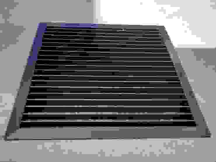 Constru - Acción Garden Accessories & decoration فلز Black