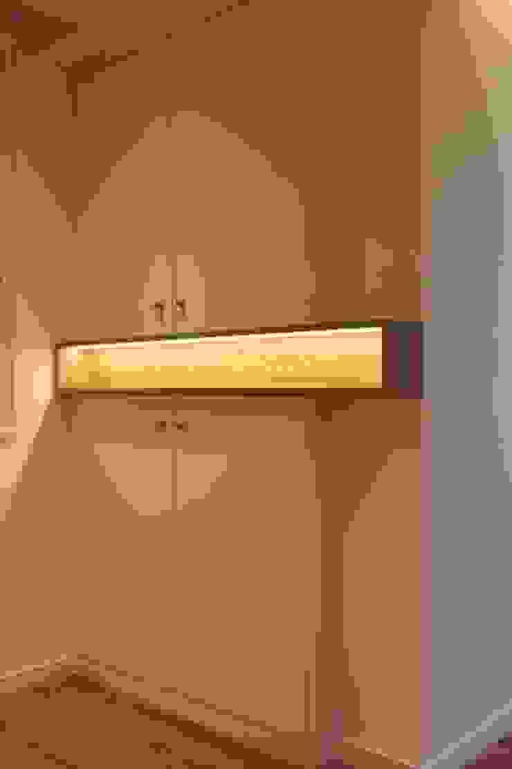 Feijó – Almada Viver com prazer by C EVOLUTIO LDA Salas de jantar modernas por C evolutio Lda Moderno