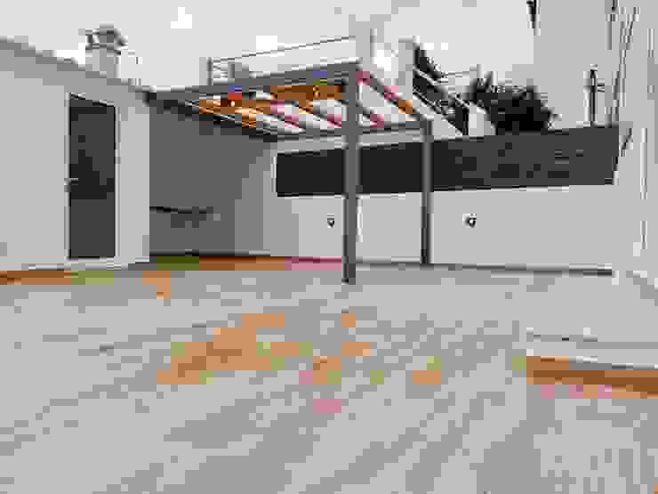 Feijó – Almada Viver com prazer by C EVOLUTIO LDA Varandas, marquises e terraços modernos por C evolutio Lda Moderno