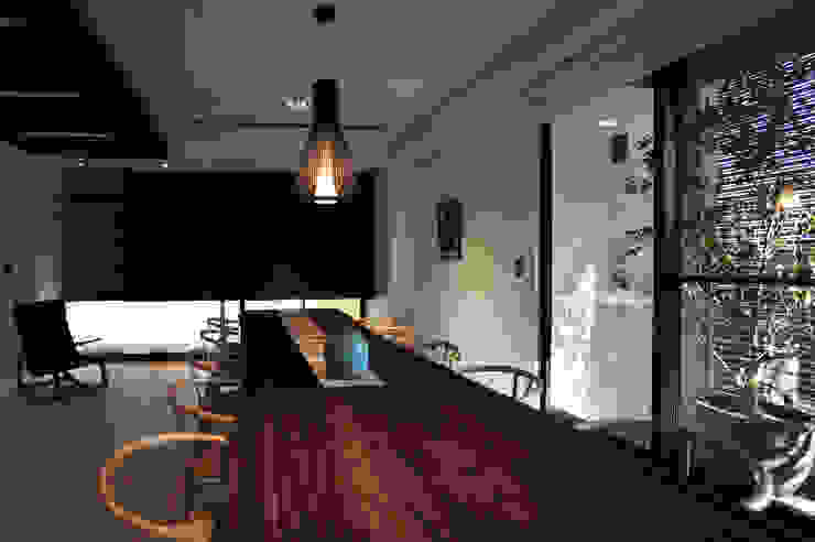 黃耀德建築師事務所 Adermark Design Studio Minimalistische Arbeitszimmer