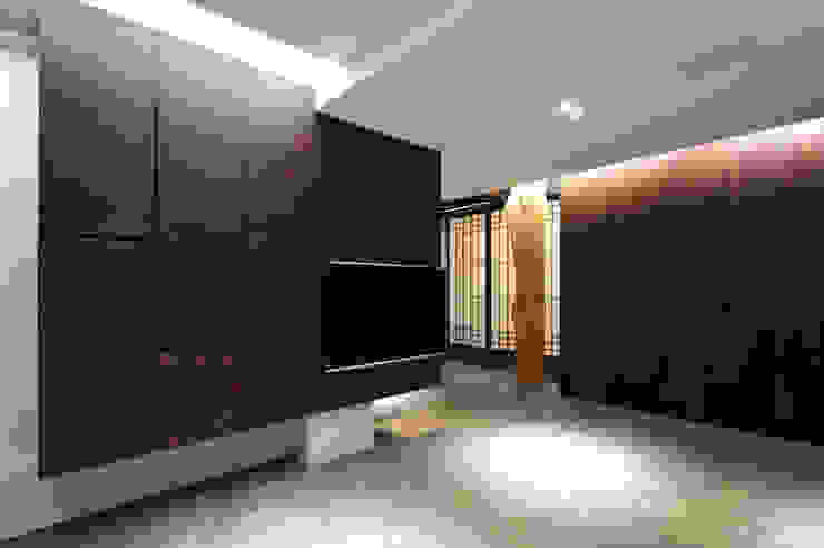 黃耀德建築師事務所 Adermark Design Studio Minimalistische Wohnzimmer