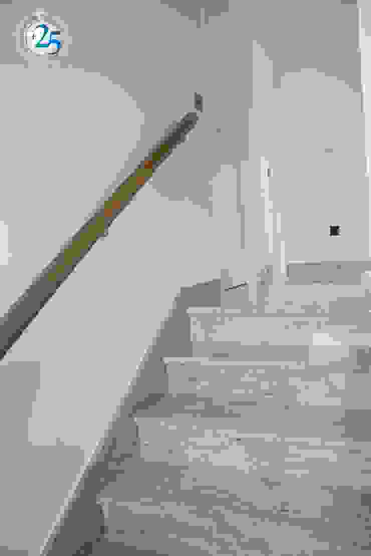 Pasamanos en madera de roble teñida | homify