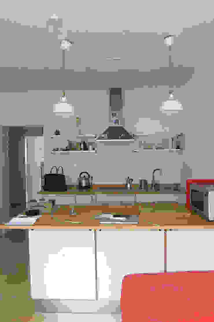 Tschangizian Home Staging & Redesign Industrial style dining room