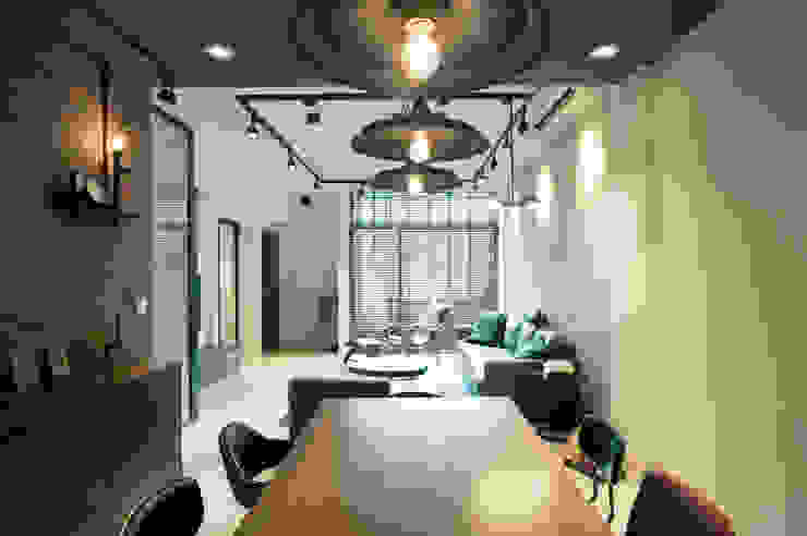 鈊楹室內裝修設計股份有限公司 Ruang Makan Gaya Industrial