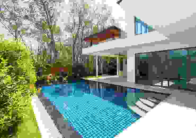 Diseño y construcción de piscinas en Málaga y Marbella, Klausroom Klausroom Gartenpool Fliesen Blau