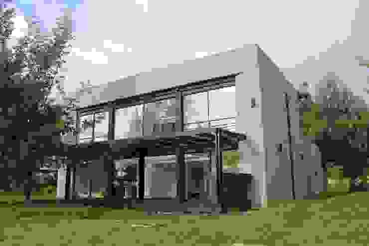 10 Casas De 2 Pisos En Terrenos Pequenos Homify