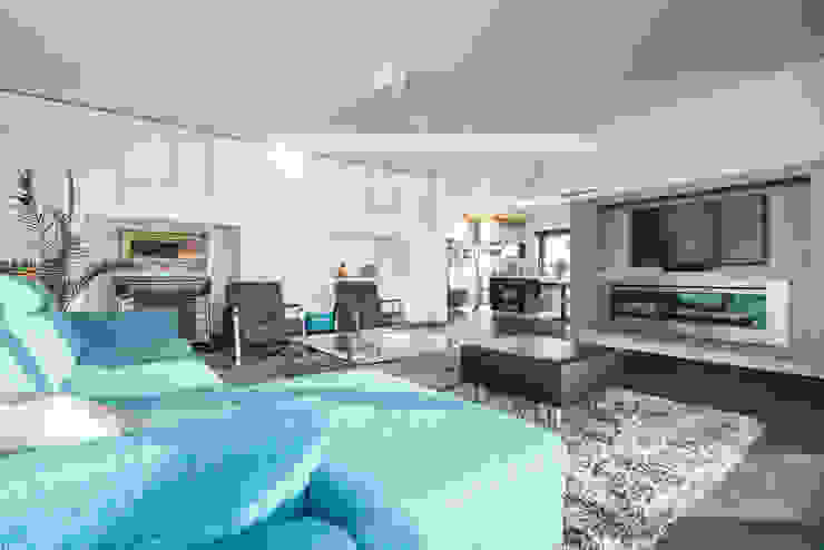 Lucht, Licht, Zicht Masters of Interior Design Moderne woonkamers