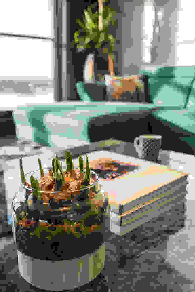 Lucht, Licht, Zicht Masters of Interior Design Moderne woonkamers