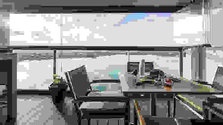 Lucht, Licht, Zicht Masters of Interior Design Moderne balkons, veranda's en terrassen