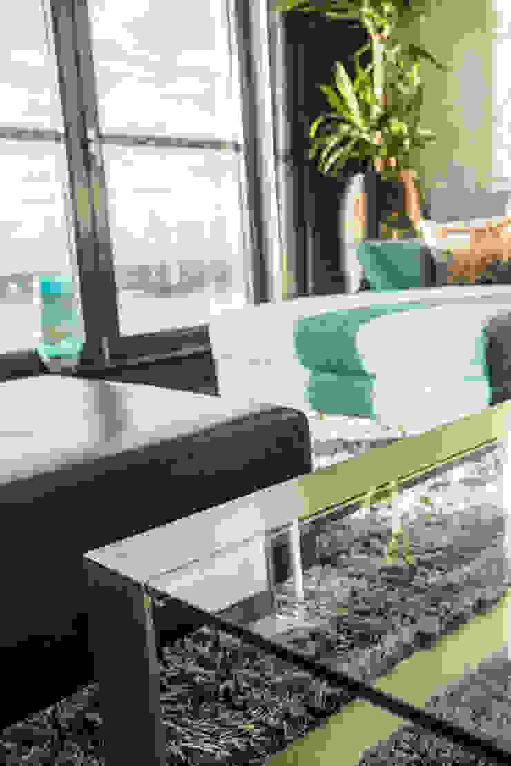 Lucht, Licht, Zicht Masters of Interior Design Moderne woonkamers