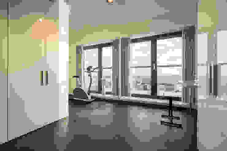 Lucht, Licht, Zicht Masters of Interior Design Moderne kleedkamers