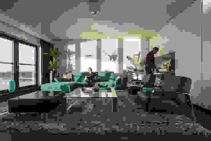 Lucht, Licht, Zicht Masters of Interior Design Moderne woonkamers