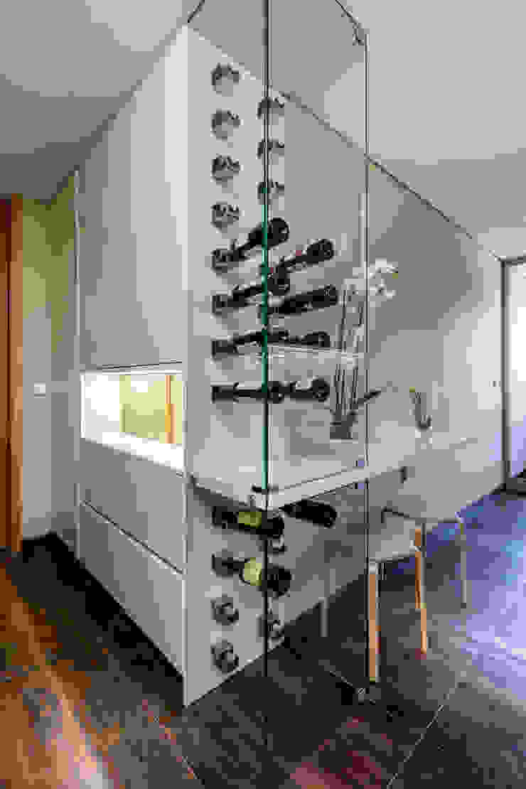Garrafeira: Todos os Cuidados para Guardar o Vinho + 16 Ideias de ...