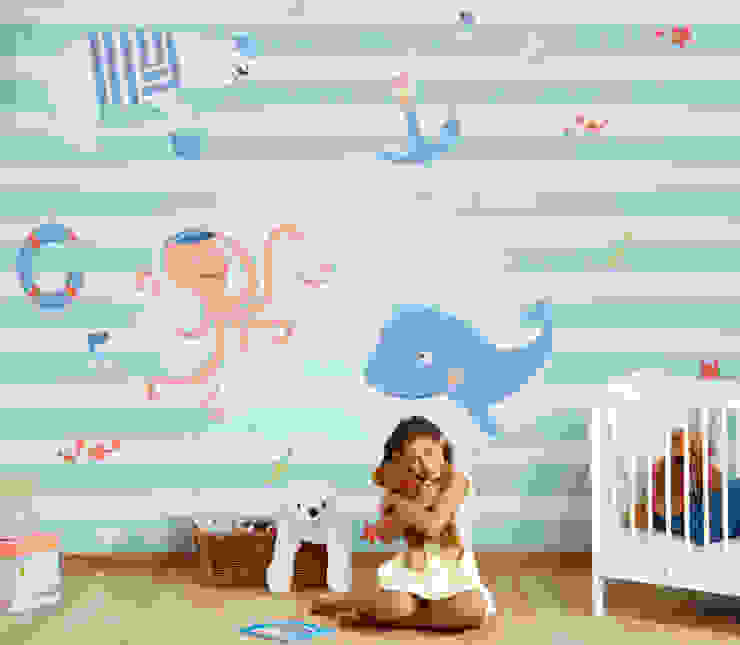 Lupi di mare homify Dinding & Lantai Gaya Klasik Wallpaper