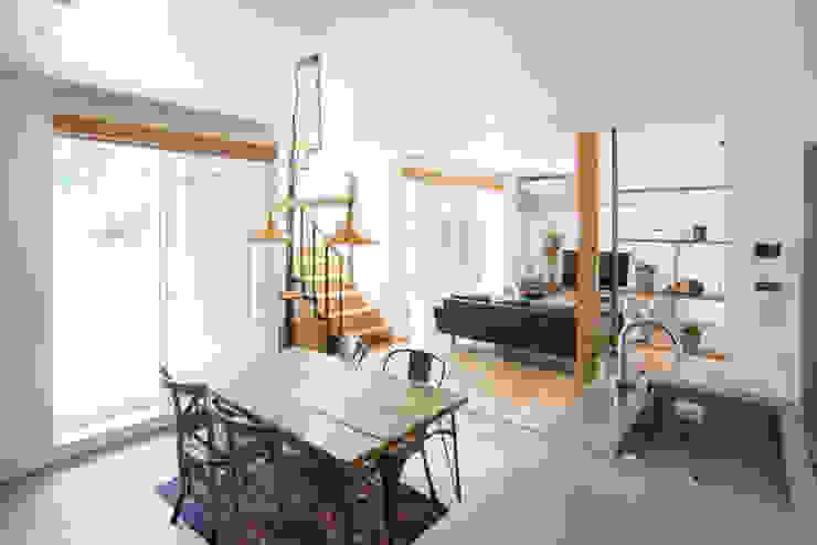 土間キッチンの家 house_in_nishiyama, タイラヤスヒロ建築設計事務所 タイラヤスヒロ建築設計事務所 インダストリアルデザインの キッチン