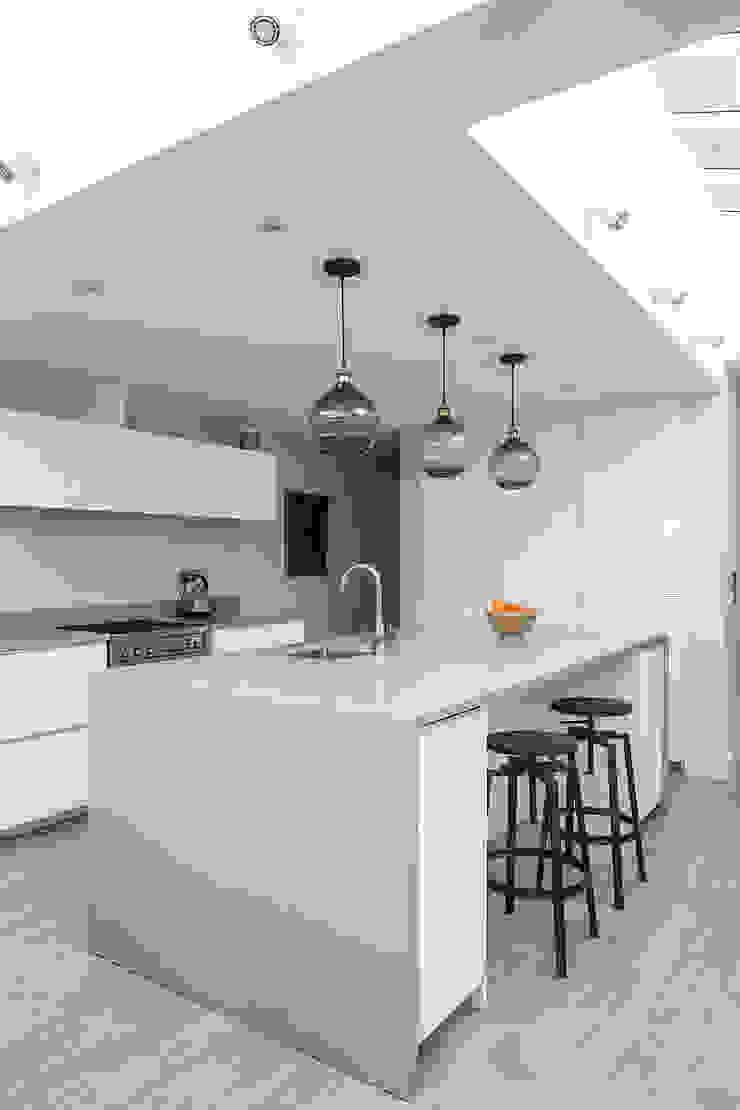 Stondon Park Red Squirrel Architects Ltd Dapur Modern