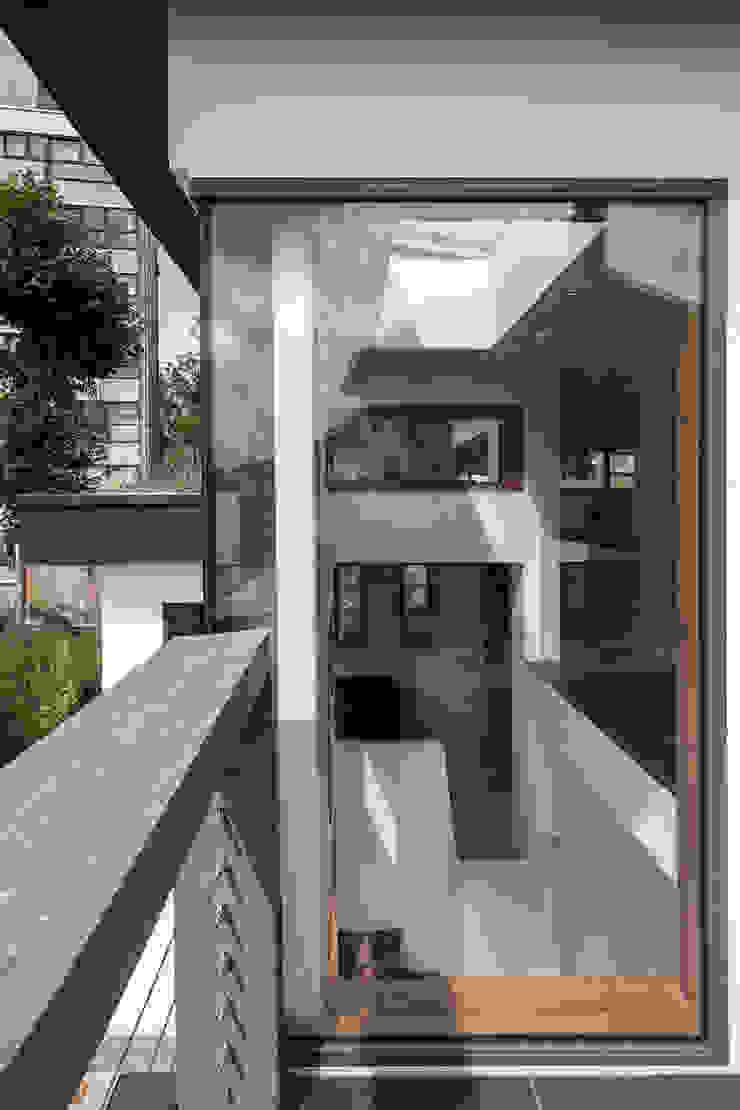 Honor Oak Red Squirrel Architects Ltd Modern houses