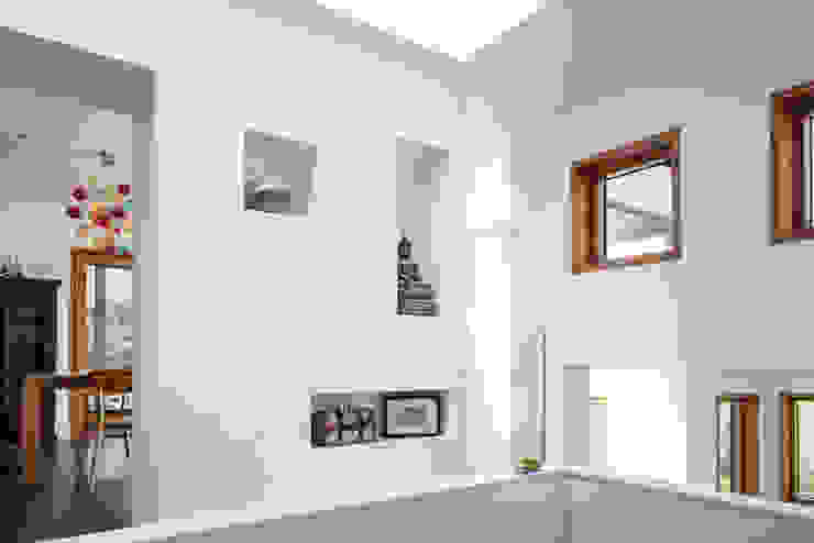 Honor Oak Red Squirrel Architects Ltd Modern corridor, hallway & stairs