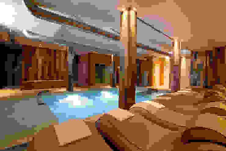 Centro Benessere completo di bagno turco , sauna , piscina riscaldata , percorso kneipp , docce o percorso emozionale. Aquazzura Piscine Spazi commerciali Piscina riscaldata, piscina idromassaggio, Jacuzzi, spa, agriturismo, Hotel, centro benessere, centro wellness, bagno turco, sauna, piscina interrata, piscina interna, piscina riscaldata, percorso kneipp, docce emozionali, percorso emozionale, sauna classica, piscina,Hotel